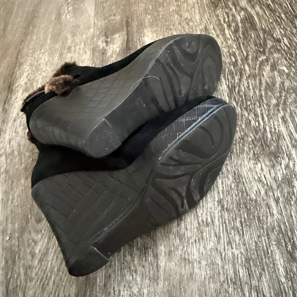 ANTEBI Cold Weather Suede Wedge Bootie 8